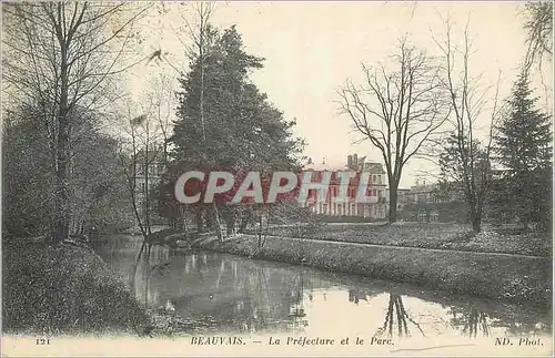 Cartes postales Beauvais La Prefecture et le Parc