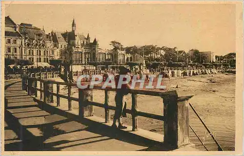 Cartes postales Arcachon Gironde La plage et le casino