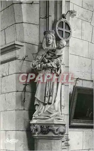 Cartes postales moderne Milly La Foret S et O Interieur d l eglise La Vierge et l enfant