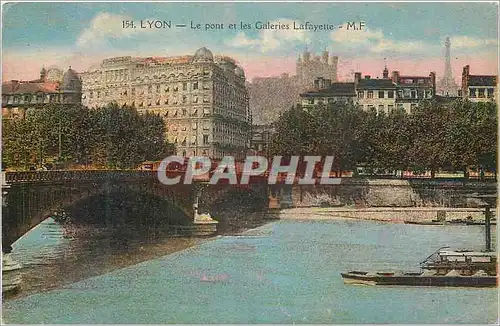 Cartes postales Lyon Le pont et les Galeries Lafayette