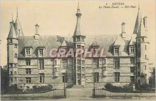 Cartes postales Nevers Le Palais Ducal