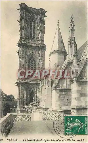 Ansichtskarte AK Nevers La Cathedrale L'Eglise Saint Cyr Le Clocher