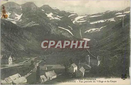 Cartes postales Gavarnie Vue generale du Village et du Cirque