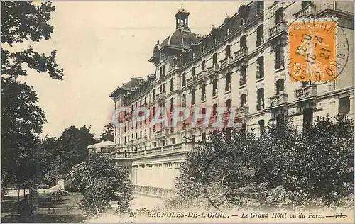 Cartes postales Bagnoles de l Orne Le Grand Hotel vu du Parc
