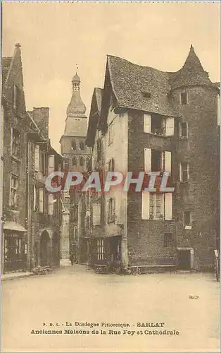 Ansichtskarte AK Sarlat Anciennes Maisons de la Rue Foy et Cathedrale