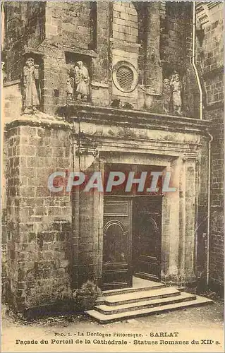 Cartes postales Sarlat Facade du Portail de la Cathedrale