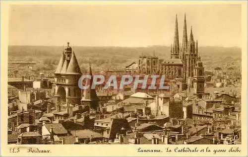 Cartes postales Bordeaux Panorama La Cathedrale et la grosse cloche