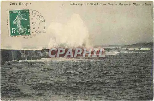 Ansichtskarte AK Saint Jean de Luz Coup de Mer sur la Digue du Socoa