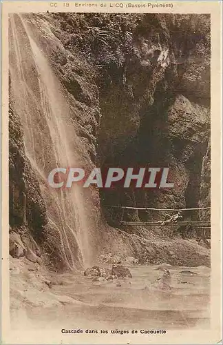 Cartes postales Environs de Licq Basses Pyreneens Cascade dans les Gorges de Caqouette