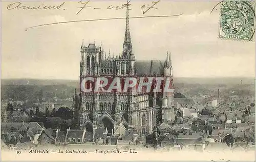 Cartes postales Amiens La Cathedrale Vue generale