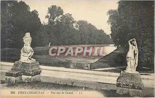 Cartes postales Fontainebleau vue sur le canal