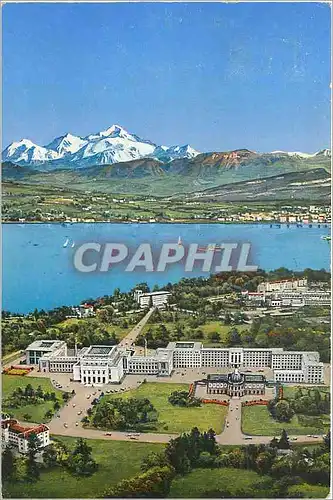 Cartes postales Geneve le palais des nations et le mont blanc