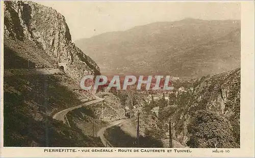 Cartes postales Pierrefitte vue generale route de cauterets et tunnel