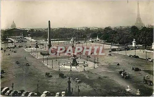 Cartes postales moderne Paris La Place de la Concorde Tour Eiffel