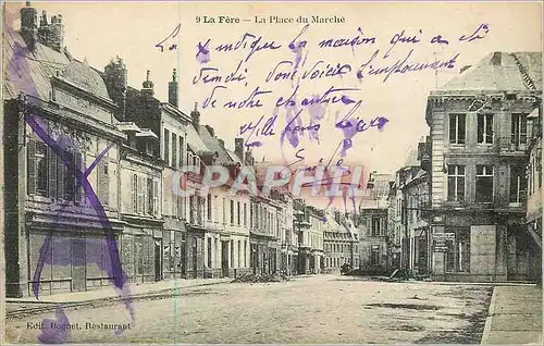 Cartes postales Le Fere La Place du Marche