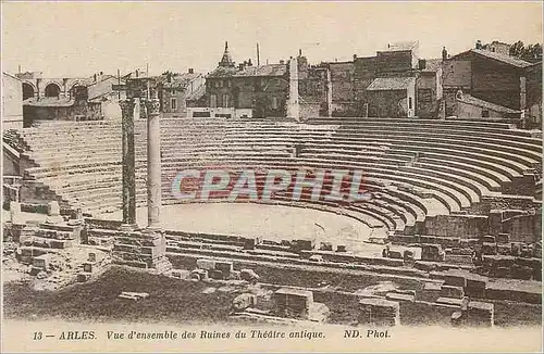 Ansichtskarte AK Arles Vue d'Ensemble des Ruines du Theatre Antique