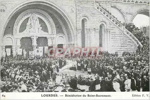 Cartes postales Lourdes Benediction du Saint Sacrement