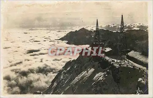 Cartes postales moderne Pic du Midi de Bigorre Mer de Nuages au Sommet du Pic