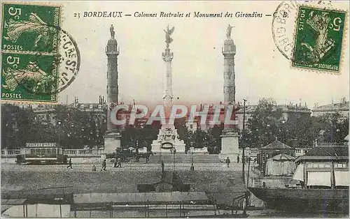 Cartes postales Bordeaux Colonnes Rostrales et Monument des Girondins Tramway