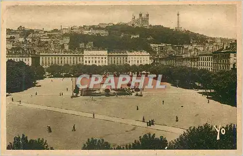 Cartes postales Lyon La Place Bellecour