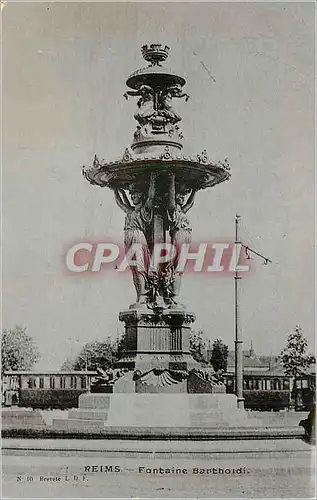 Cartes postales Reims Fontaine Bartholdi Tramway