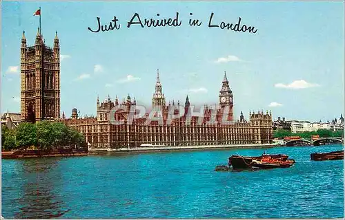 Cartes postales moderne Just Arrived In London Houses of Parliament Bateau