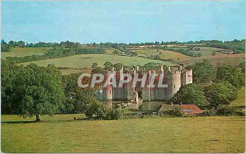 Cartes postales moderne Bodiam Caste Built in the 14th Century Situated in the Heart of Sussex Downs