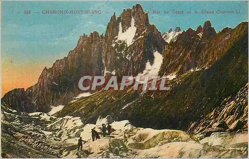 Cartes postales Chamonix Mont Blanc Mer de Glace et le Grand Charmoz