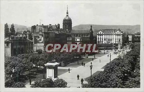 Cartes postales moderne Clermont Ferrand (Puy de Dome) La Place Jaude (Au Premier Plan la Statue du Generale Desaix) Lio