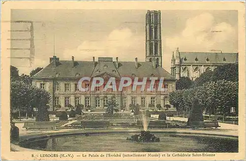 Cartes postales Limoges (H V) Le Palais de l'Eveche (Actuellement Musee) et la Cathedrale Saint Etienne