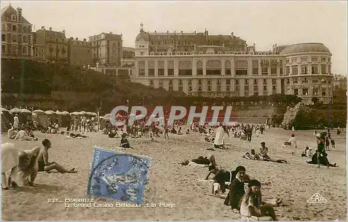 Ansichtskarte AK Biarritz Le Grand Casino Bellevue et la Plage