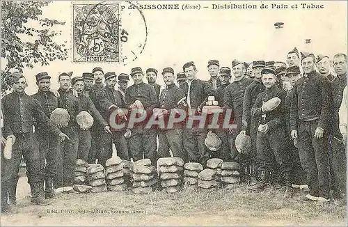 REPRO Au Camp de Sissonne (Aisne) Distribution de Pain et Tabac