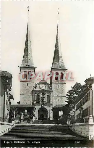 Cartes postales moderne Luzern Hofkirche St Leodgar