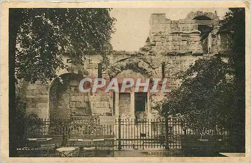 Cartes postales la Douce France Nimes (Gard) Jardin de la Fontaine le Temple de Diane