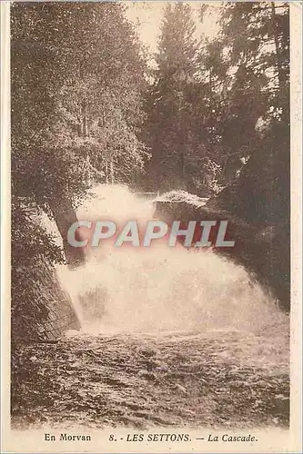 Ansichtskarte AK En Morvan les Settons  la Cascade