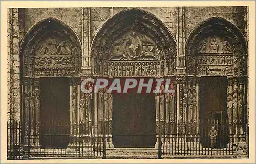Cartes postales Chartres La cathedrale Le grand portail