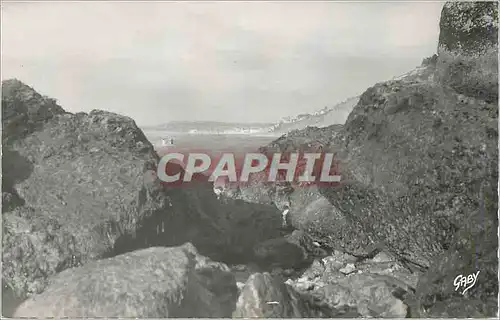 Cartes postales moderne 62 villiers sur mer (calvados) laville a travers les rochers