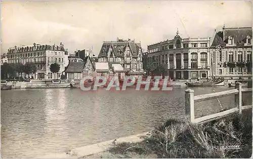 Cartes postales moderne 149 trouville(calvados) la reine des plages hotel bellevue et les nouvelles galeries