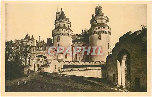 Ansichtskarte AK La douce france chateaux de pierrefonds(oise) l entree du chateau et tours charlemagne