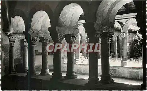 Cartes postales moderne Charlieu (Loire) Abbaye Benedictine Cloitre a Colonnes Jumelee (XIe Siecle) Roman Primitif