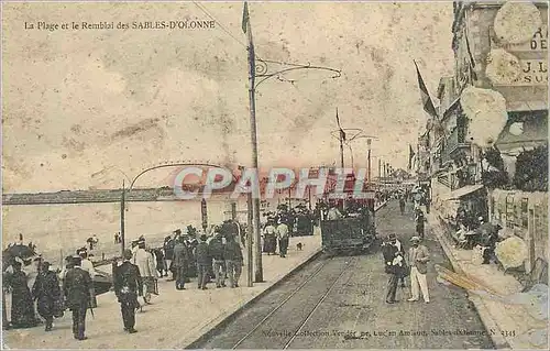 Cartes postales La Plage et le Remblai des Sables D'Olonne Tramway