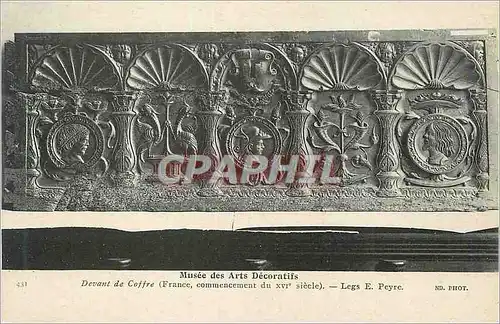 Cartes postales Musee des Arts Decoratifs Devant le Coffre (France Commencement du XVIe Siecle) Legs E Peyre