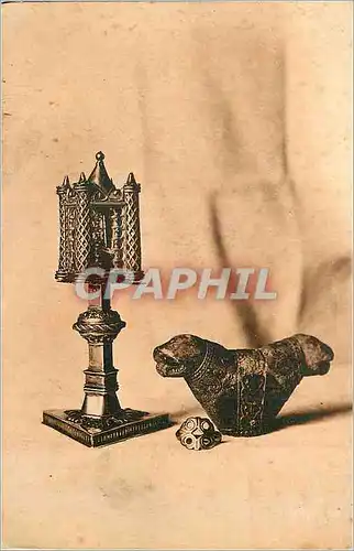 Cartes postales Architecture Religieluse de Poitou Abbaye de charroux (Vienne) Reliquaire (en Argent) de Sainte