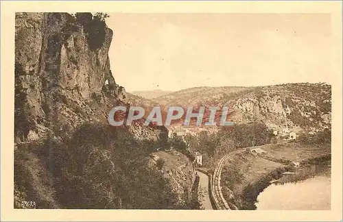 Ansichtskarte AK Vallee du lot Vers et Ses Roches Creusees en Canal Pour Conduire autrefois les Eaux a Cahors