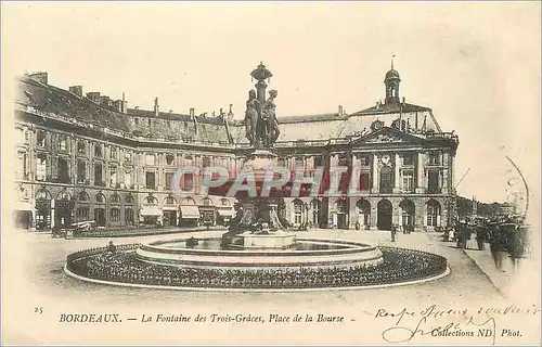 Ansichtskarte AK Bordeaux La Fontaine des Trois Graces  Place de la Bourse
