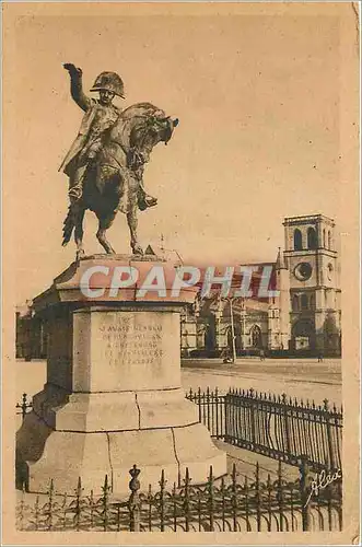 Cartes postales Cherbourg La Statue de Napoleon Ier et la Basilique Sainte Trinite