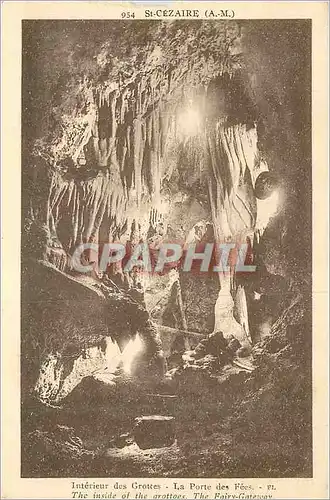 Cartes postales St Cesaire (AM) Interieur des Grottes la Porte des Fees