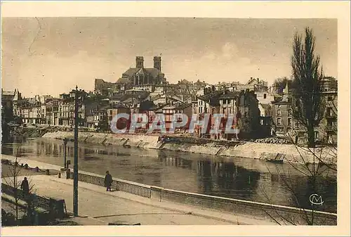 Ansichtskarte AK Verdun Vue generale prise des Bords de la Meuse