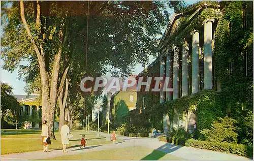 Cartes postales moderne University of Rochester Views of George Eastman Quadrangle Rochester NY