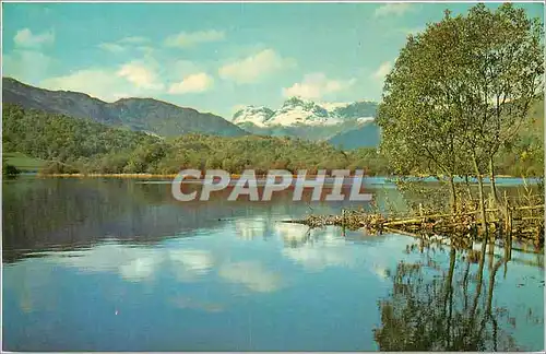 Cartes postales moderne the English Lakes Elterwater and Langdale Pikes